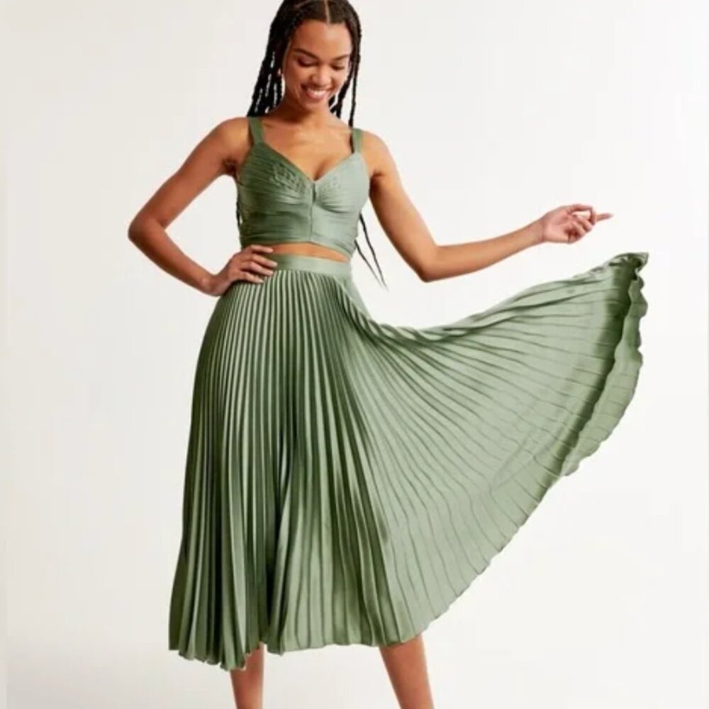 Abercrombie & Fitch Satin Pleated Midi Skirt